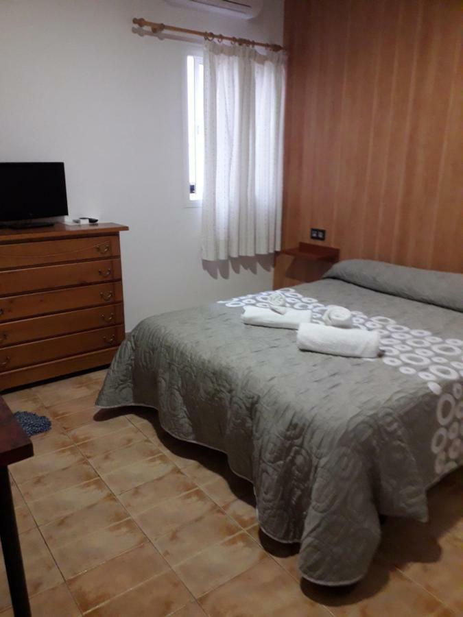 Hostal Virgen Del Pilar Баса Экстерьер фото